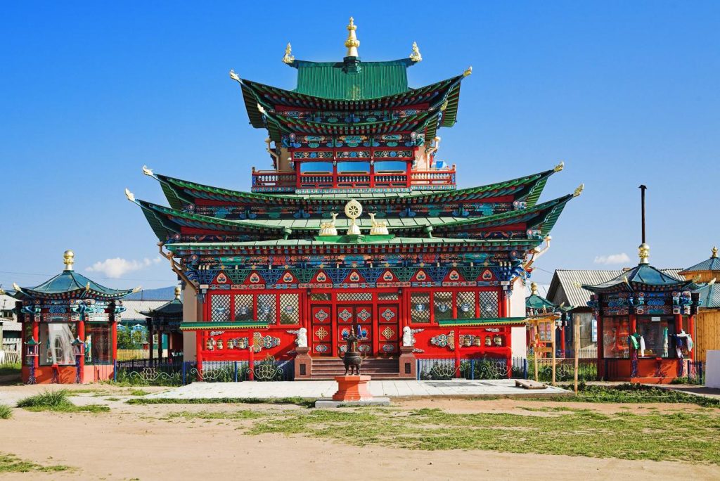 Templo Budista Ivolginsky Datsan, em Ulan Ude Templo Budista Ivolginsky Datsan, em Ulan Ude