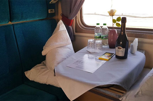 Interior da Cabine Standard Plus do Grande Expresso Transiberiano