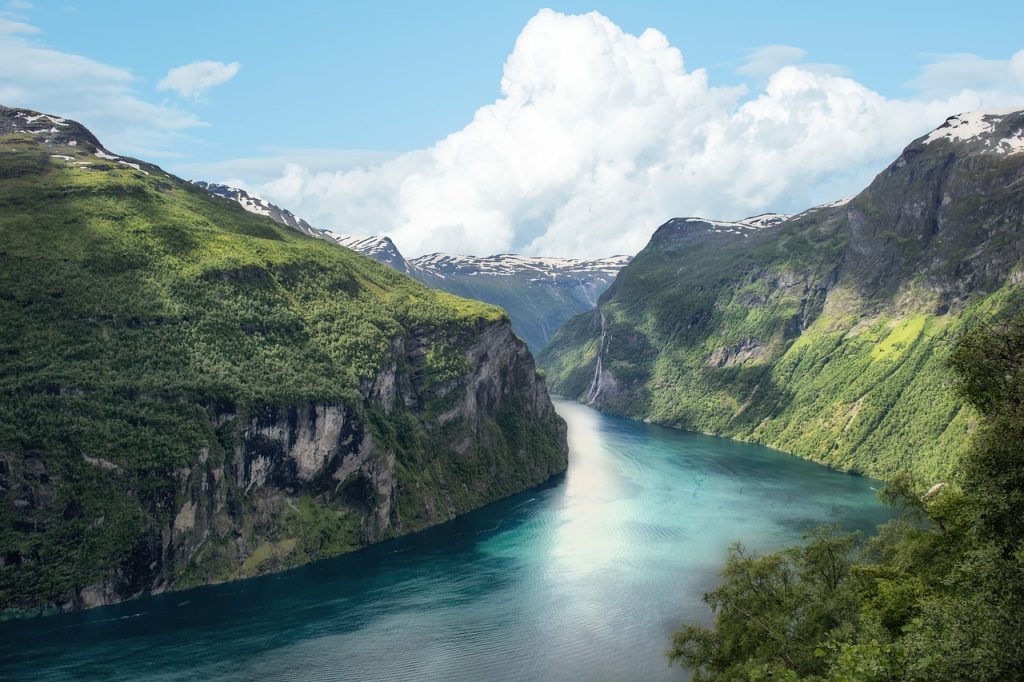 Fiorde de Geiranger, Na Noruega