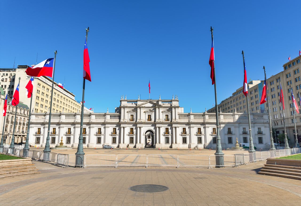 Click to enlarge image 1. Palcio La Moneda em Santiago.jpg