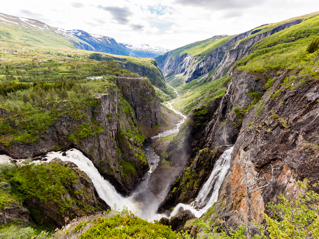 Click to enlarge image Cachoeira Vringsfossen na Noruega.jpg